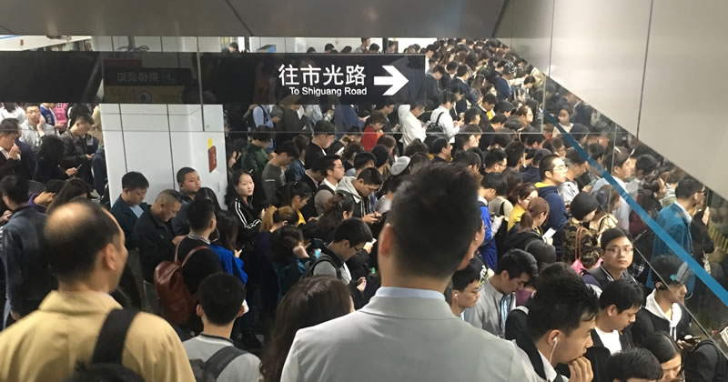 萝卜快跑背后：网约车司机不应成为所有人的就业底线 人工智能AI 百度 微新闻 第1张