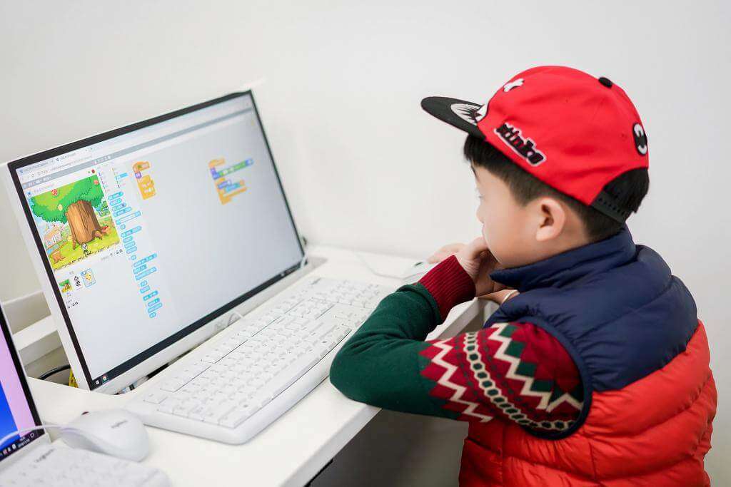 少儿编程教育主要是学什么的?适合多大的孩子学?(图1) 少儿编程教育主要是学什么的?适合多大的孩子学?(图1)