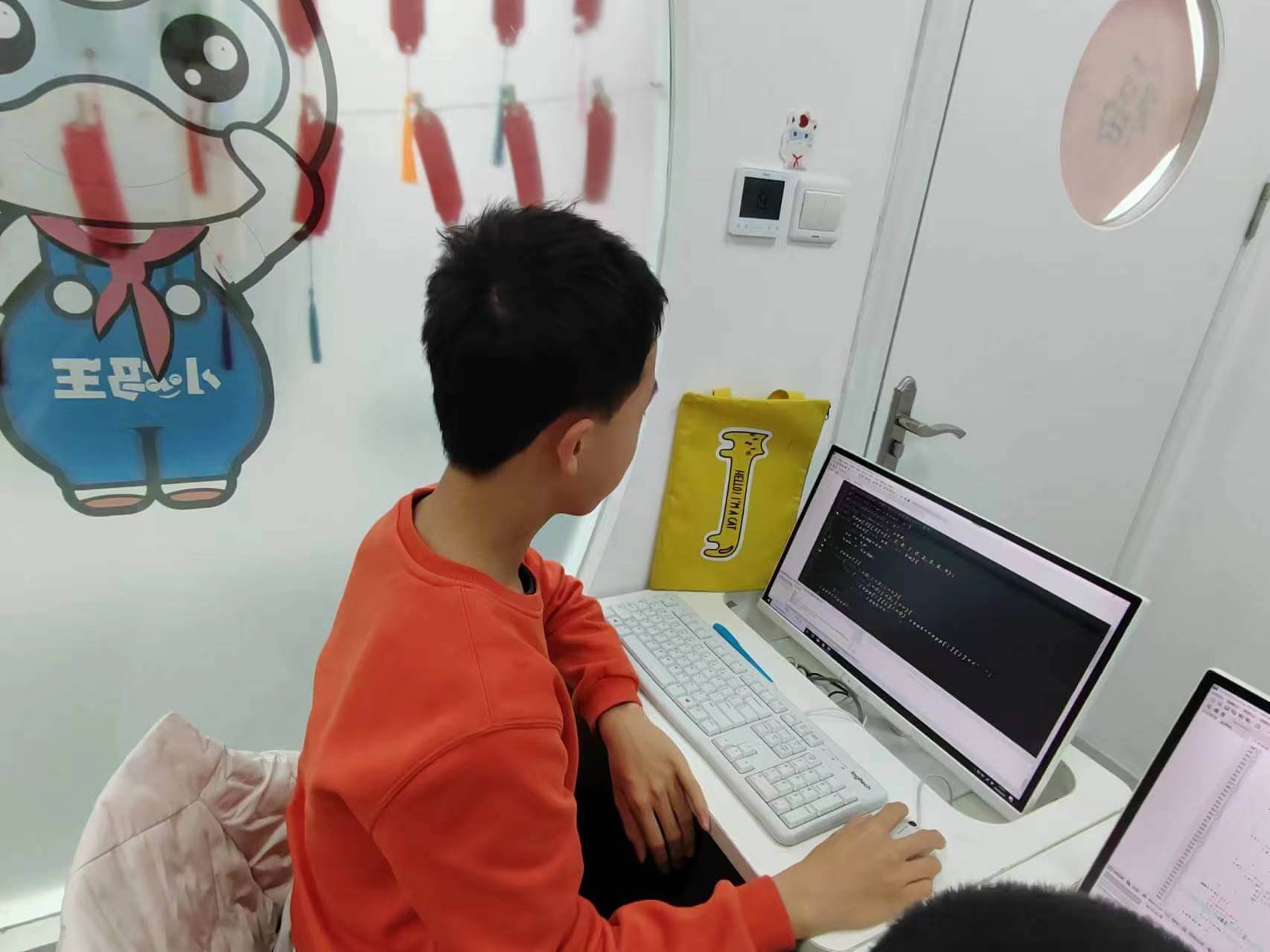 Q (2).jpg 什么是人工智能AI编程?学AI编程有什么用?(图2)