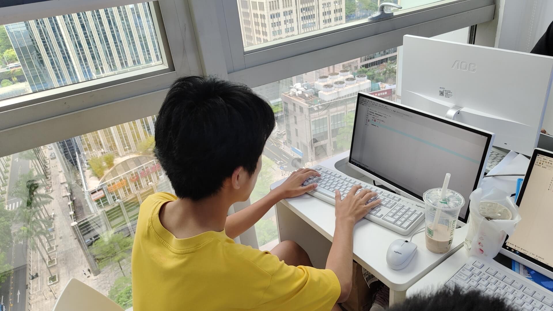 123.jpg 学编程就是让孩子做程序员吗?孩子学少儿编程靠谱吗?(图1)