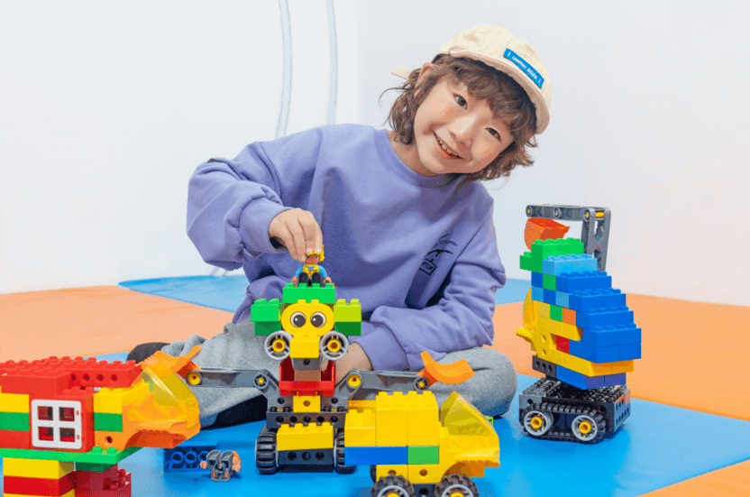 ds.png 少儿编程和乐高编程有什么区别?孩子应该怎么选择?(图2)