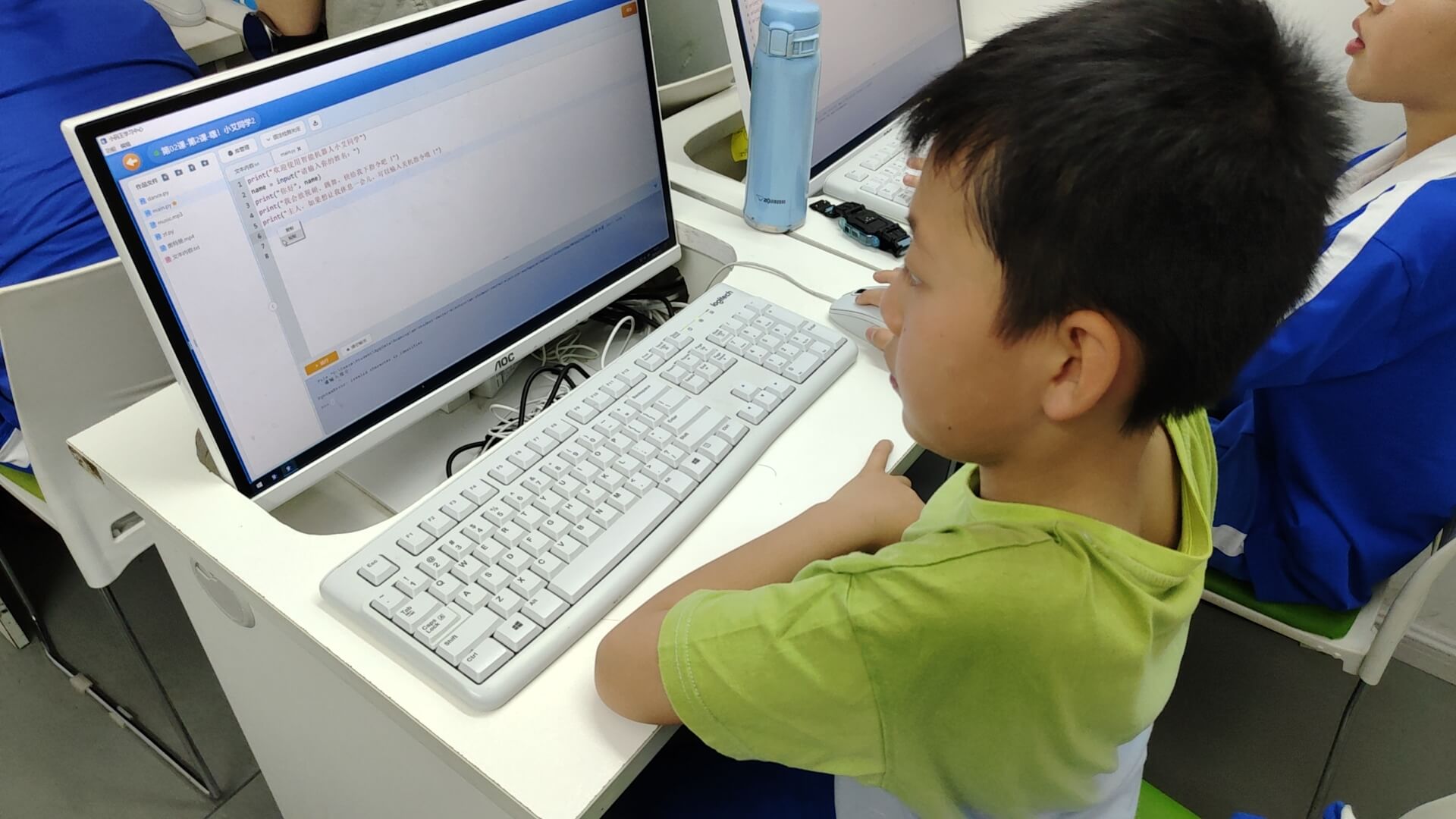 BG.jpg 编程机构揭秘:少儿编程主要是学什么内容的?(图1)