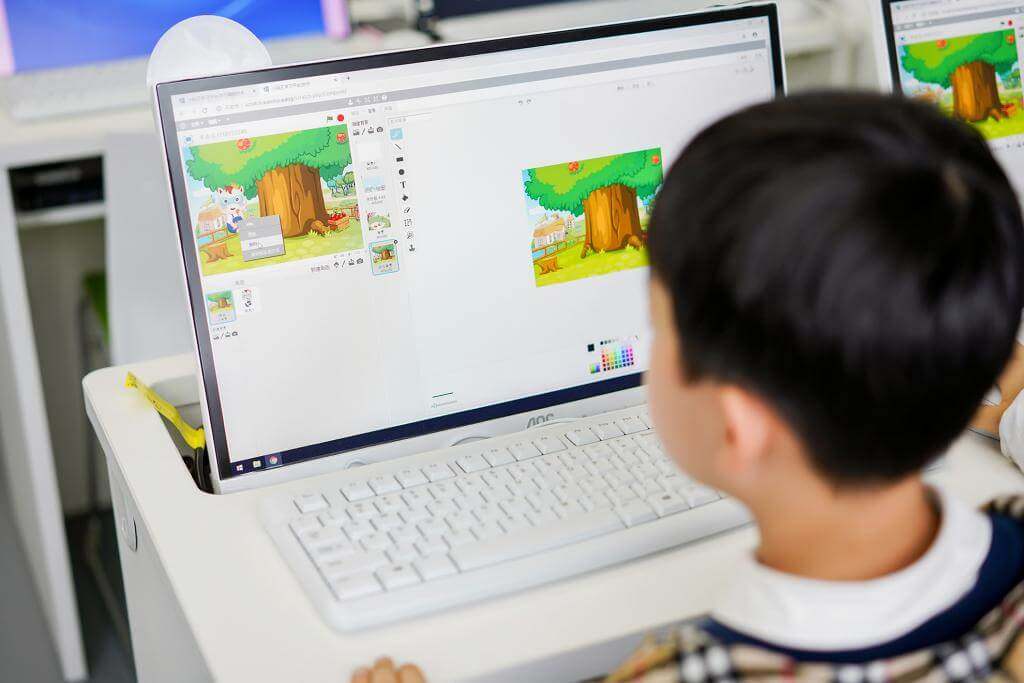 小学生学编程是不是太早了?几岁学编程比较合适?(图1) 小学生学编程是不是太早了?几岁学编程比较合适?(图1)