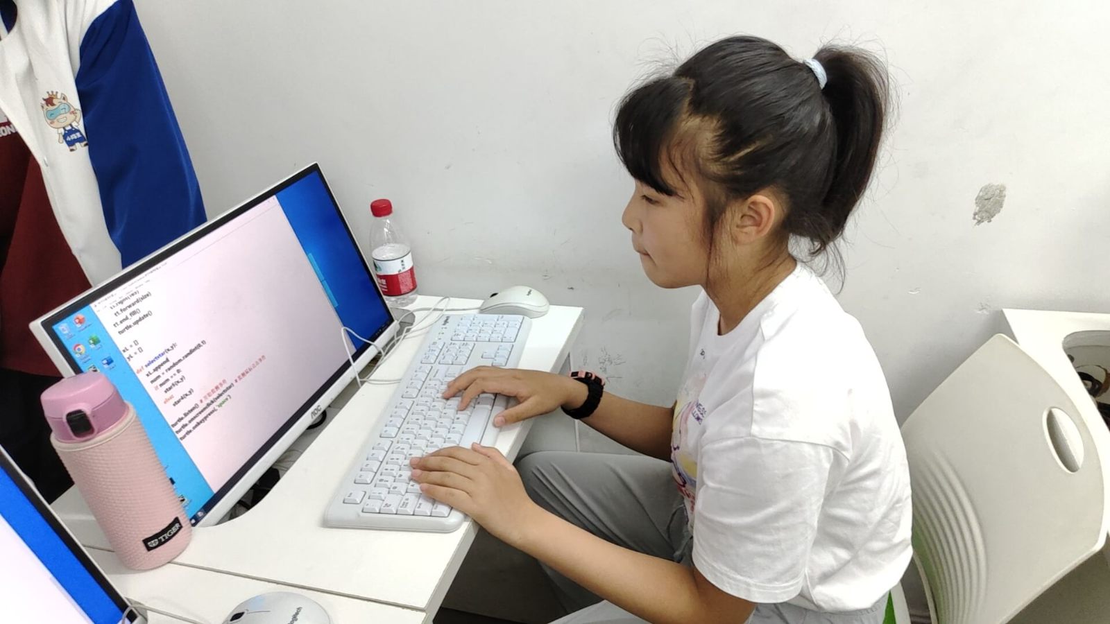 小学生学编程是不是太早了?几岁学编程比较合适?(图3) 小学生学编程是不是太早了?几岁学编程比较合适?(图3)